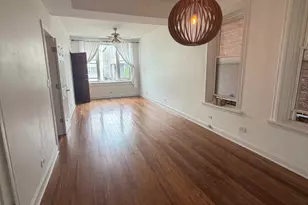 2863 W McLean Ave, Chicago, IL 60647 - Photo 3