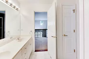 712 De Lasalle Ct, Naperville, IL 60565 - Photo 21