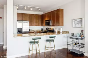 451 W Huron St, Chicago, IL 60654 - Photo 7