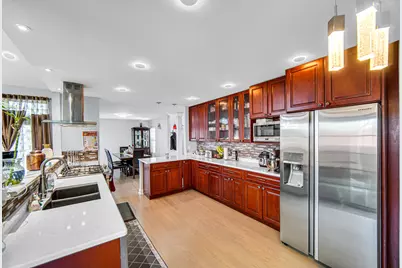 2033 N Evergreen Avenue, Arlington Heights, IL 60004 - Photo 17