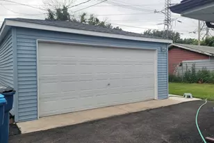 1290 Balmoral Ave, Calumet City, IL 60409 - Photo 5