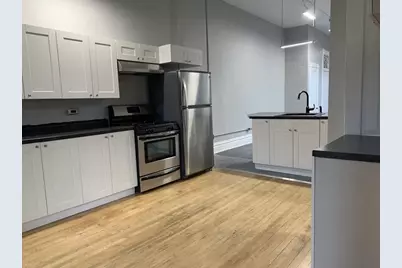 8 N State Street #UPPER, Elgin, IL 60123 - Photo 3