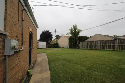4411 W 81st Place, Chicago, IL 60652 - Photo 11