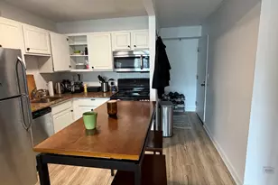 10 E Ontario St, Chicago, IL 60611 - Photo 5