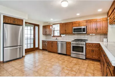 1308 River Terrace Drive, Johnsburg, IL 60051 - Photo 3