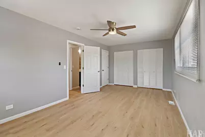 2208 Kensington Drive, Schaumburg, IL 60194 - Photo 29