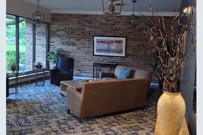 301 Lake Hinsdale Drive #108, Willowbrook, IL 60527 - Photo 13