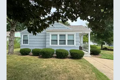 804 N Division Street, Pontiac, IL 61764 - Photo 1