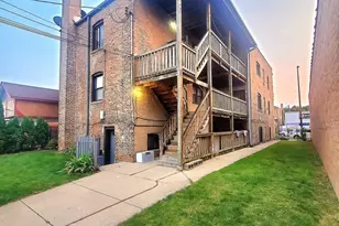 2747 N Oak Park Ave, Chicago, IL 60707 - Photo 7