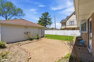 2 Washington St, Glenview, IL 60025 - Photo 35