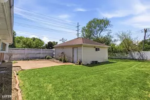 2 Washington St, Glenview, IL 60025 - Photo 37
