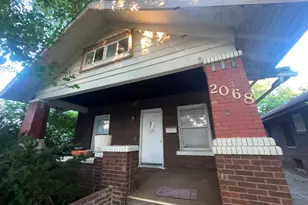 2068 S 05th St, Springfield, IL 62702 - Photo 1