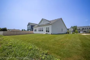 330 N Aspen Dr, Cortland, IL 60112 - Photo 3