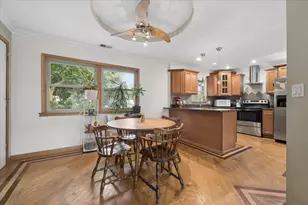 4200 N Keystone Ave, Chicago, IL 60641 - Photo 9