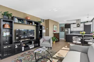 1300 N Astor St, Chicago, IL 60610 - Photo 11