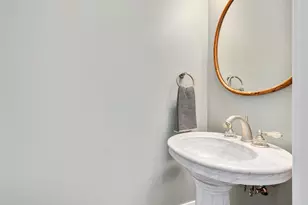 28W600 Indian Knoll Rd, West Chicago, IL 60185 - Photo 19