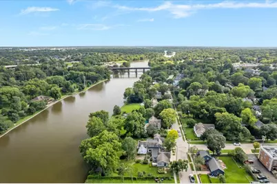 133 S River Lane, Geneva, IL 60134 - Photo 3