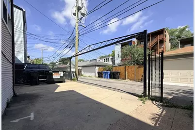[Address not provided], Chicago, IL 60622 - Photo 11
