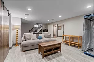 3234 N Newcastle Ave, Chicago, IL 60634 - Photo 27