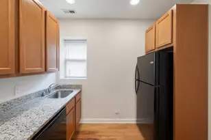 3348 W Wilson Ave, Chicago, IL 60625 - Photo 3