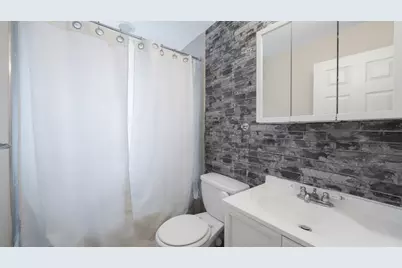 3348 W Wilson Avenue #1N, Chicago, IL 60625 - Photo 9