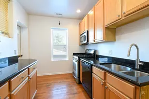 3104 W Argyle St, Chicago, IL 60625 - Photo 5