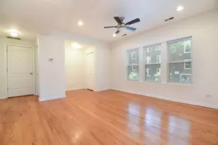 3104 W Argyle St, Chicago, IL 60625 - Photo 9