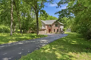 26792 W Lakeview Dr S, Lake Barrington, IL 60084 - Photo 1