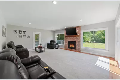 26792 W Lakeview Drive S, Lake Barrington, IL 60084 - Photo 7