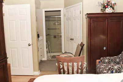 8620 Waukegan Road #105, Morton Grove, IL 60053 - Photo 9