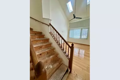 2267 Briar Court, Hoffman Estates, IL 60169 - Photo 9