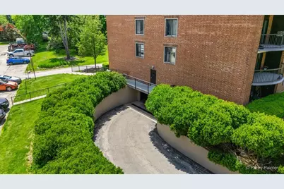 1605 E Central Road #301A, Arlington Heights, IL 60005 - Photo 31