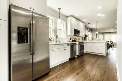 5625 N Menard Avenue, Chicago, IL 60646 - Photo 3