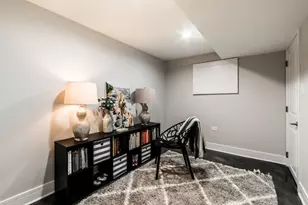 5625 N Menard Ave, Chicago, IL 60646 - Photo 25