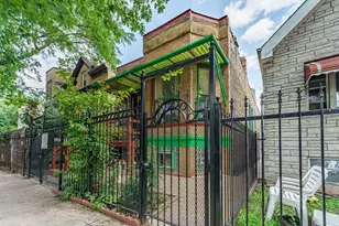 2133 S Trumbull Ave, Chicago, IL 60623 - Photo 3