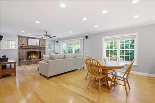 2309 Larkdale Dr, Glenview, IL 60025 - Photo 3