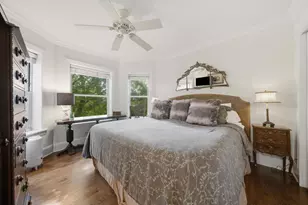 2583 W Montrose Ave, Chicago, IL 60618 - Photo 13