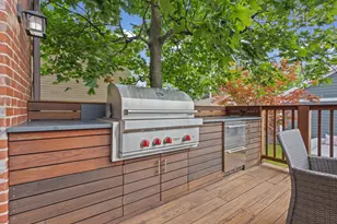 6133 N Lenox Ave, Chicago, IL 60646 - Photo 27