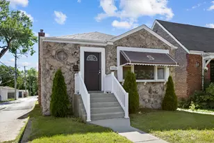 9515 S Woodlawn Ave, Chicago, IL 60628 - Photo 3
