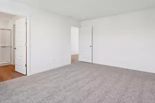 985 Emerald Dr, Montgomery, IL 60538 - Photo 13