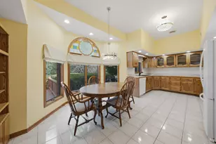 20700 Hunt Club Dr, Frankfort, IL 60423 - Photo 15