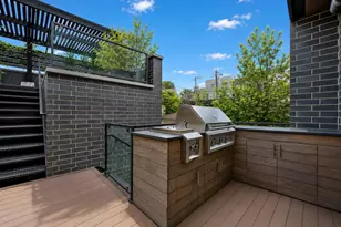2022 W Moffat St, Chicago, IL 60647 - Photo 27