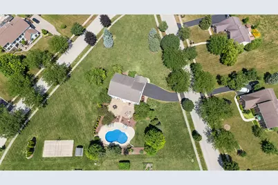 1574 Old Forge Road, Bartlett, IL 60103 - Photo 7
