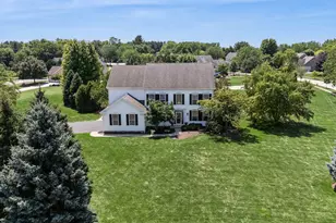 1574 Old Forge Rd, Bartlett, IL 60103 - Photo 3