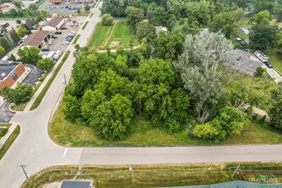 1000 South Road, Fox River Grove, IL 60021 - Photo 3