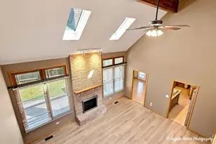 17452 W Meadowbrook Dr, Grayslake, IL 60030 - Photo 11