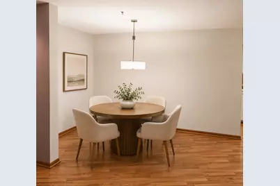 27 E Hattendorf Avenue #311, Roselle, IL 60172 - Photo 5