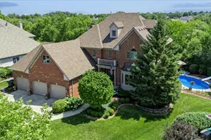 10949 Fawn Trail Dr, Orland Park, IL 60467 - Photo 1