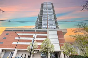 1600 S Prairie Ave, Chicago, IL 60616 - Photo 1
