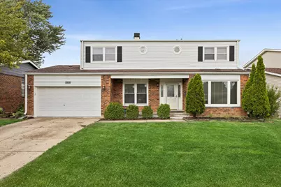 1808 W Pheasant Trail, Mount Prospect, IL 60056 - Photo 1